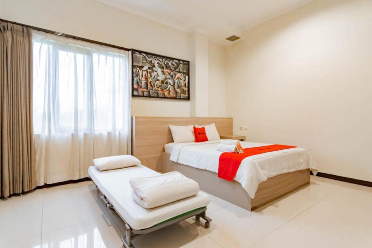 מלון Reddoorz Near Lembang Park & Zoo 2 מראה חיצוני תמונה