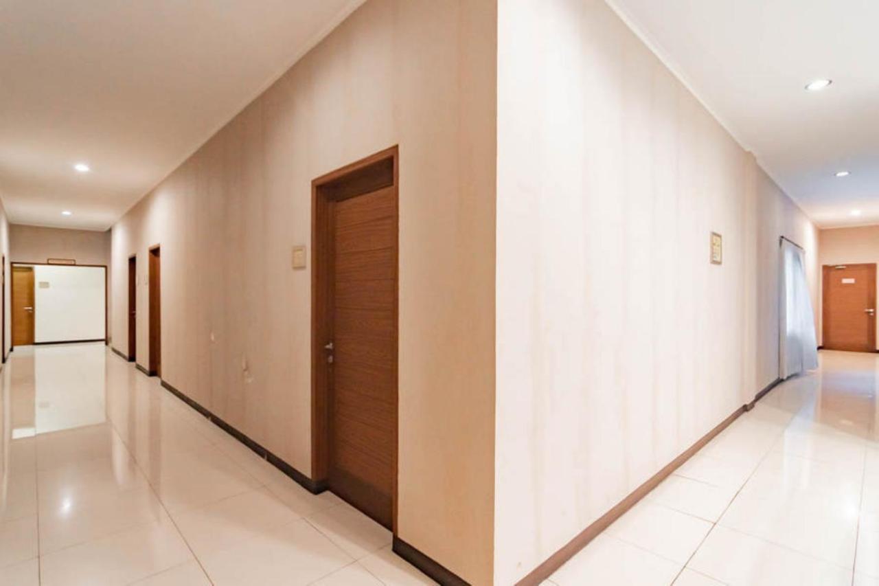 מלון Reddoorz Near Lembang Park & Zoo 2 מראה חיצוני תמונה