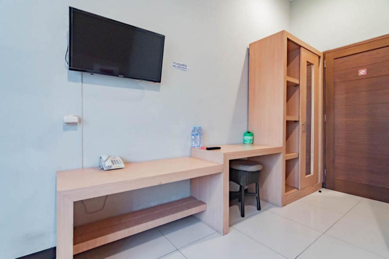 מלון Reddoorz Near Lembang Park & Zoo 2 מראה חיצוני תמונה