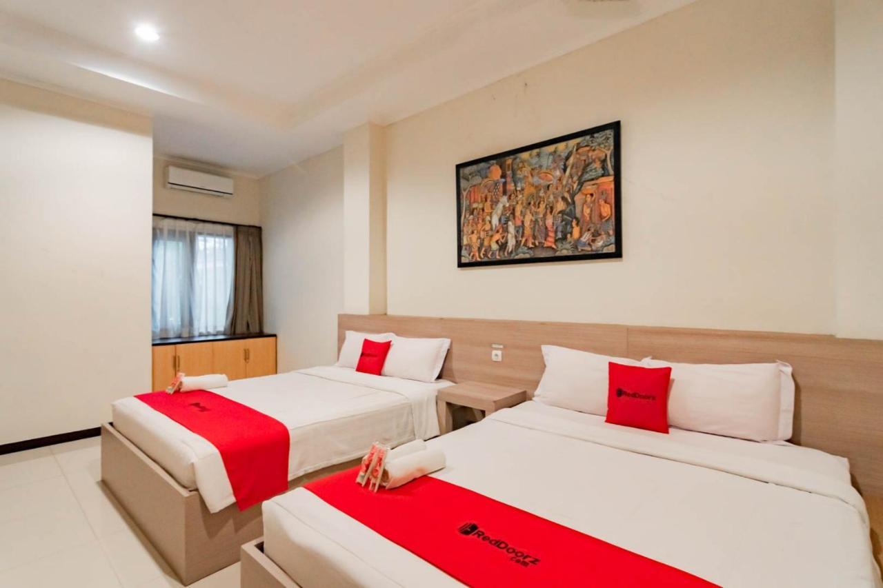 מלון Reddoorz Near Lembang Park & Zoo 2 מראה חיצוני תמונה